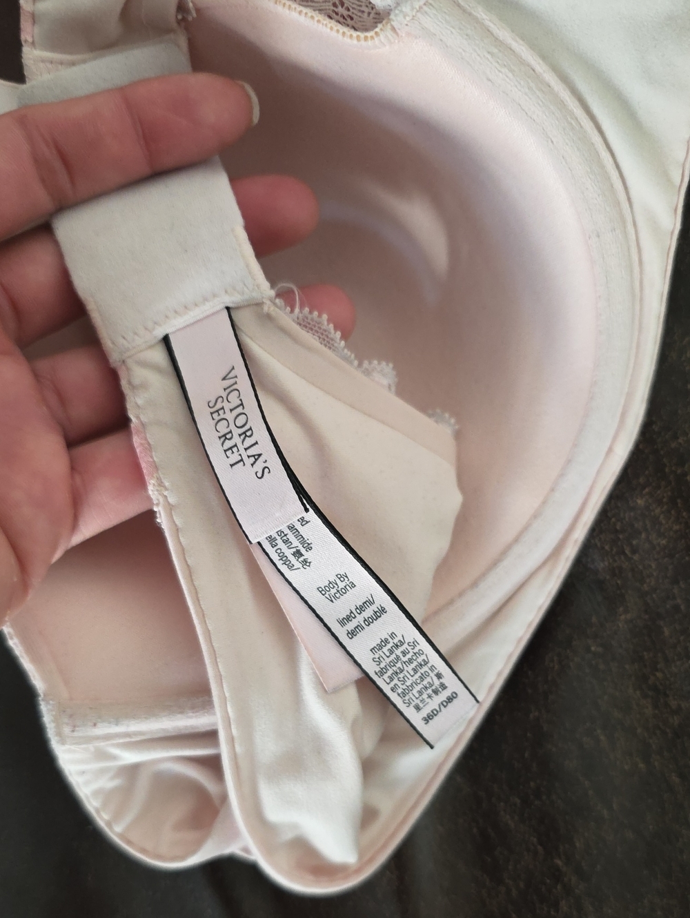 Victoria's Secret Pink & White Floral Lace Underwire Bra with Scallop Trim - Picture 5 of 7